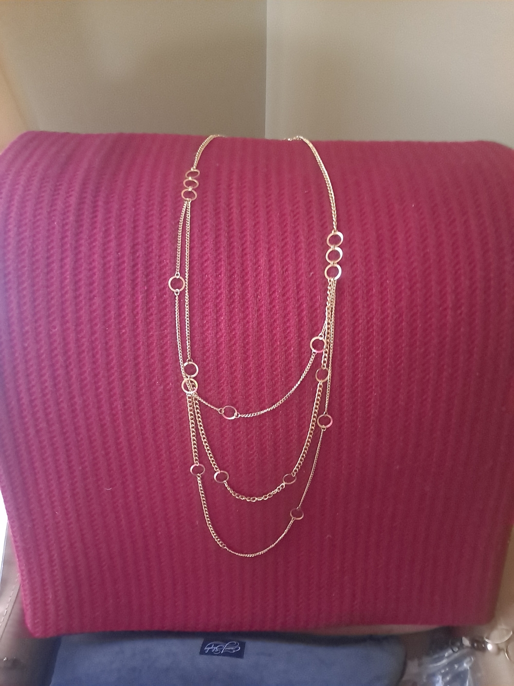 Delicate Multi-Layer Gold Necklace - Elegant Circle Link Design